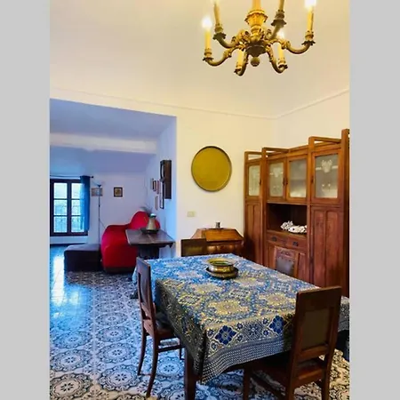 Lägenhet Le Rondini Montale (Liguria)